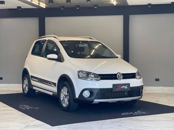 VOLKSWAGEN CROSSFOX 1.6 MI FLEX 8V 4P MANUAL VOLKSWAGEN CROSSFOX 1.6 MI FLEX 8V 4P MANUAL